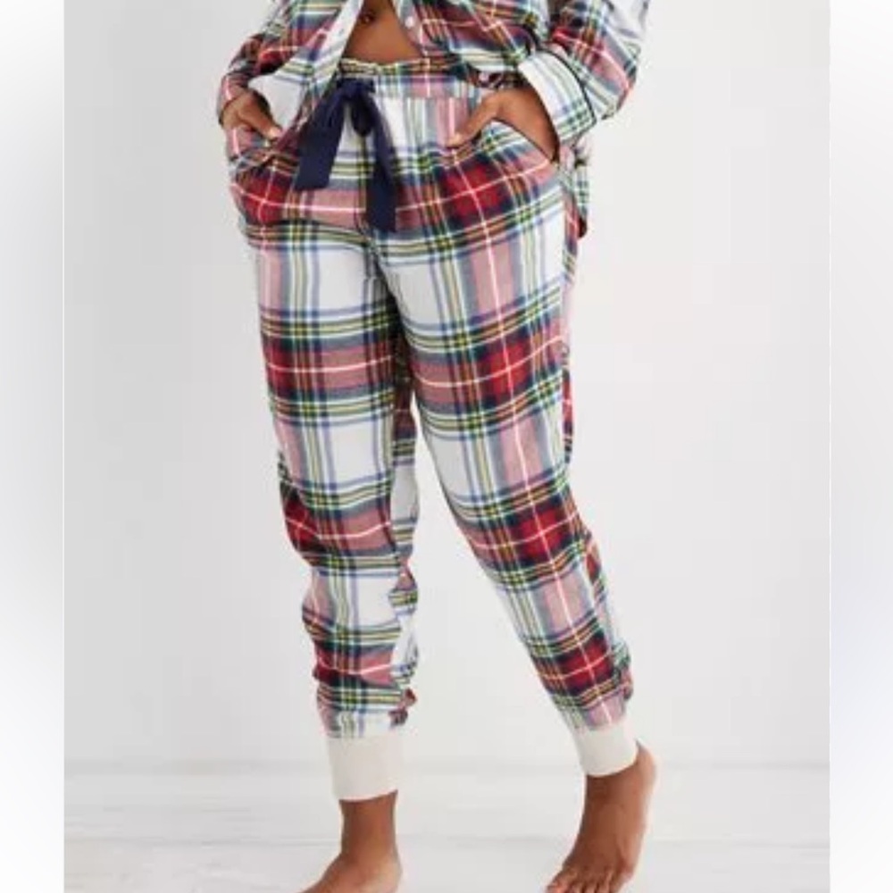Aerie flannel Christmas pajama jogger pants size small